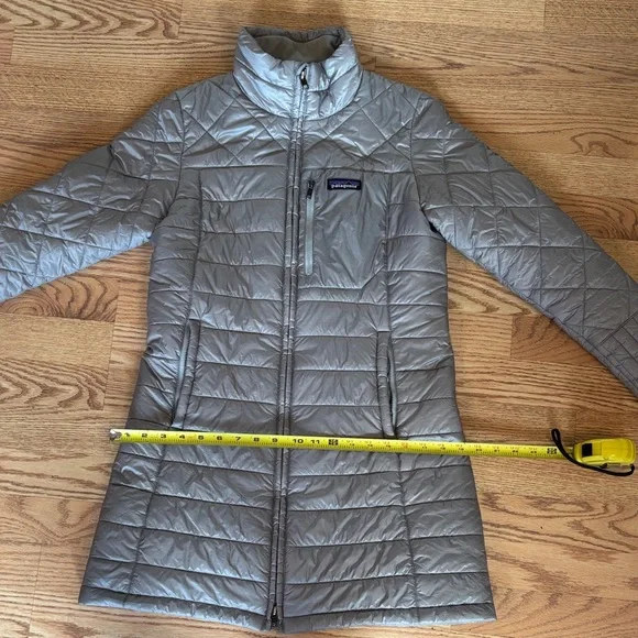 Patagonia Women's Gray Quilted Puffer Jacket Parka - Picture 6 of 7